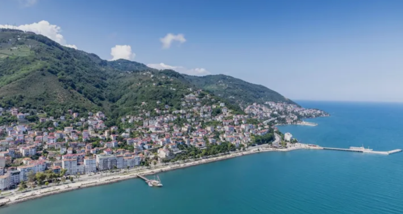 Karadeniz Bölgesi dağ ve sahil manzarası