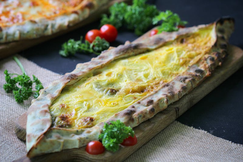 Safranbolulu Pide