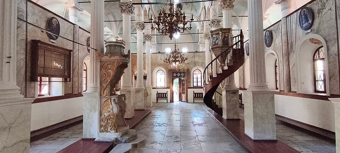 Ayvalık Taksiyarhis Anıt Müzesi