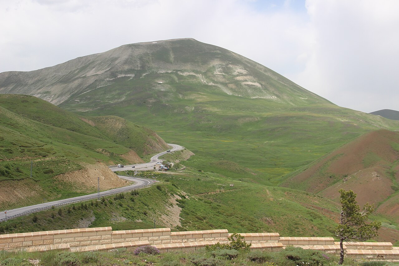 Kop Dağı, Bayburt