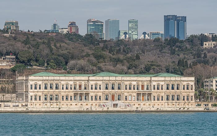 Çırağan Sarayı, İstanbul