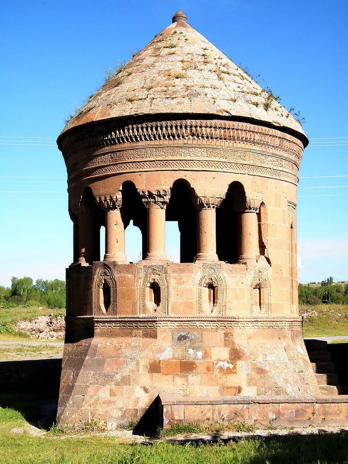 Emir Bayındır Kümbeti, Ahlat, Bitlis
