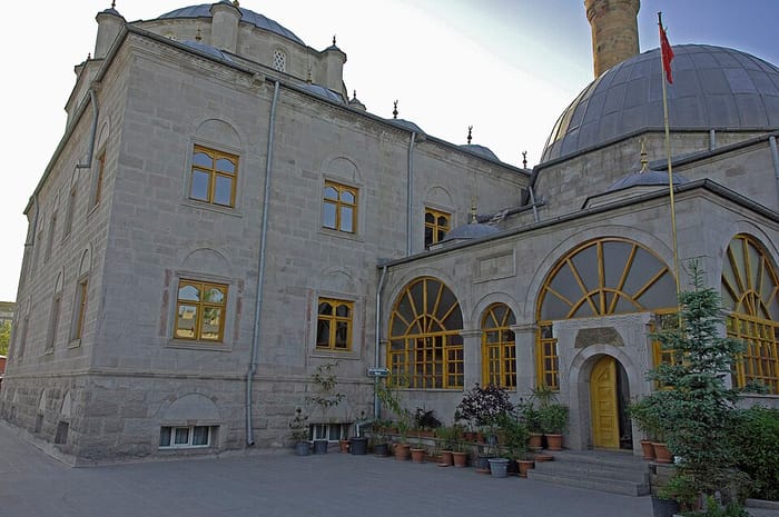 Evliya Camii ve Ebu’l Hasan Harakani Türbesi, Kars