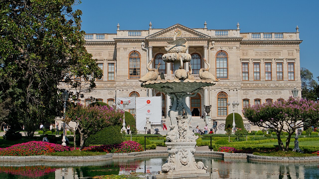Dolmabahçe Sarayı, İstanbul