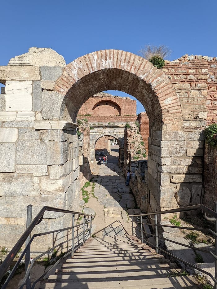 İznik Surları