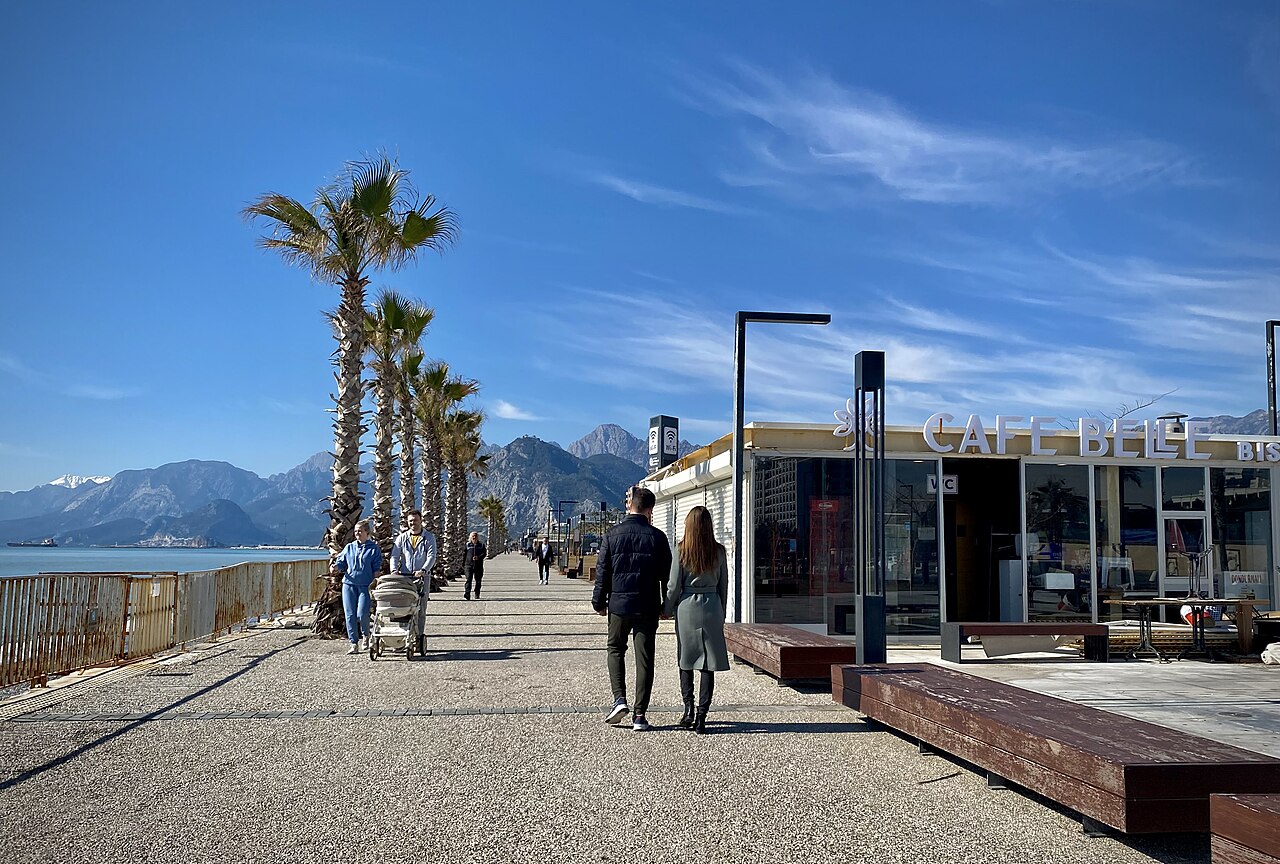 Konyaaltı Plajı, Antalya