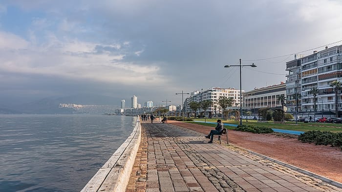 Kordon, İzmir