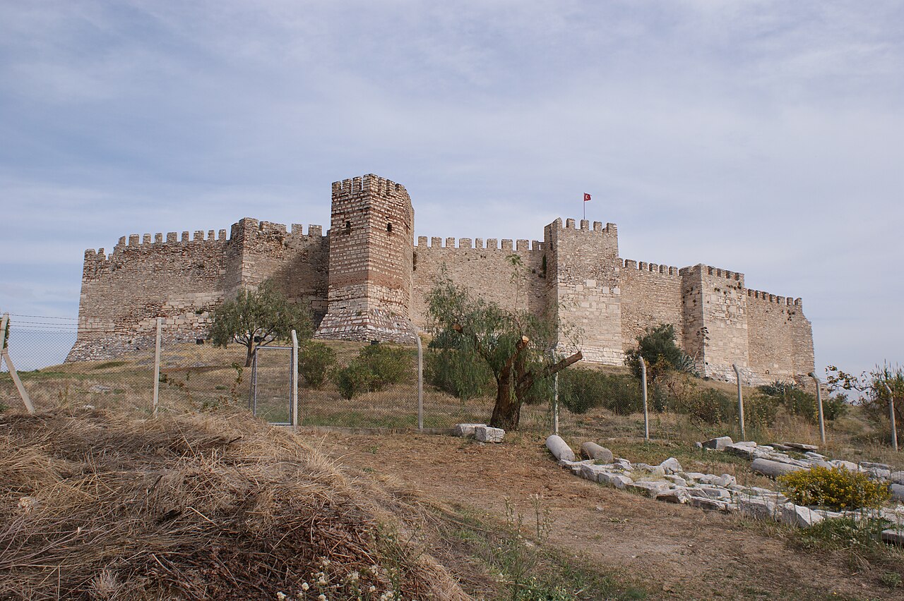 Ayasuluk Kalesi, Izmir