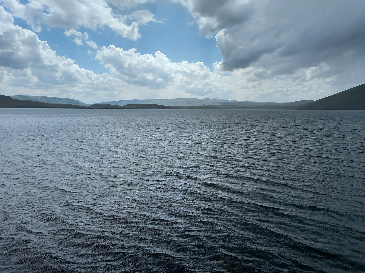 Aygır Gölü, Kars