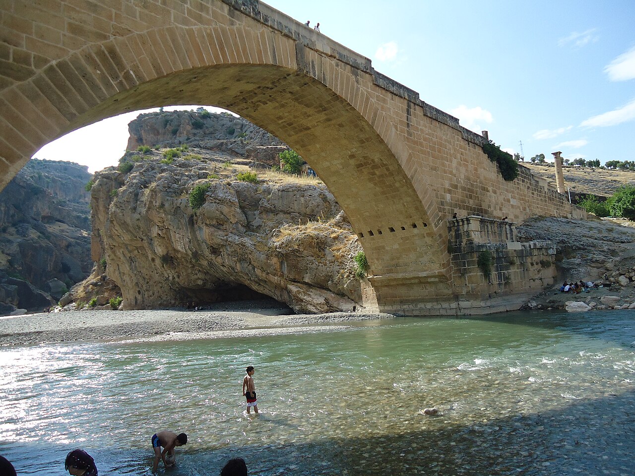 Cendere Köprüsü, Adıyaman