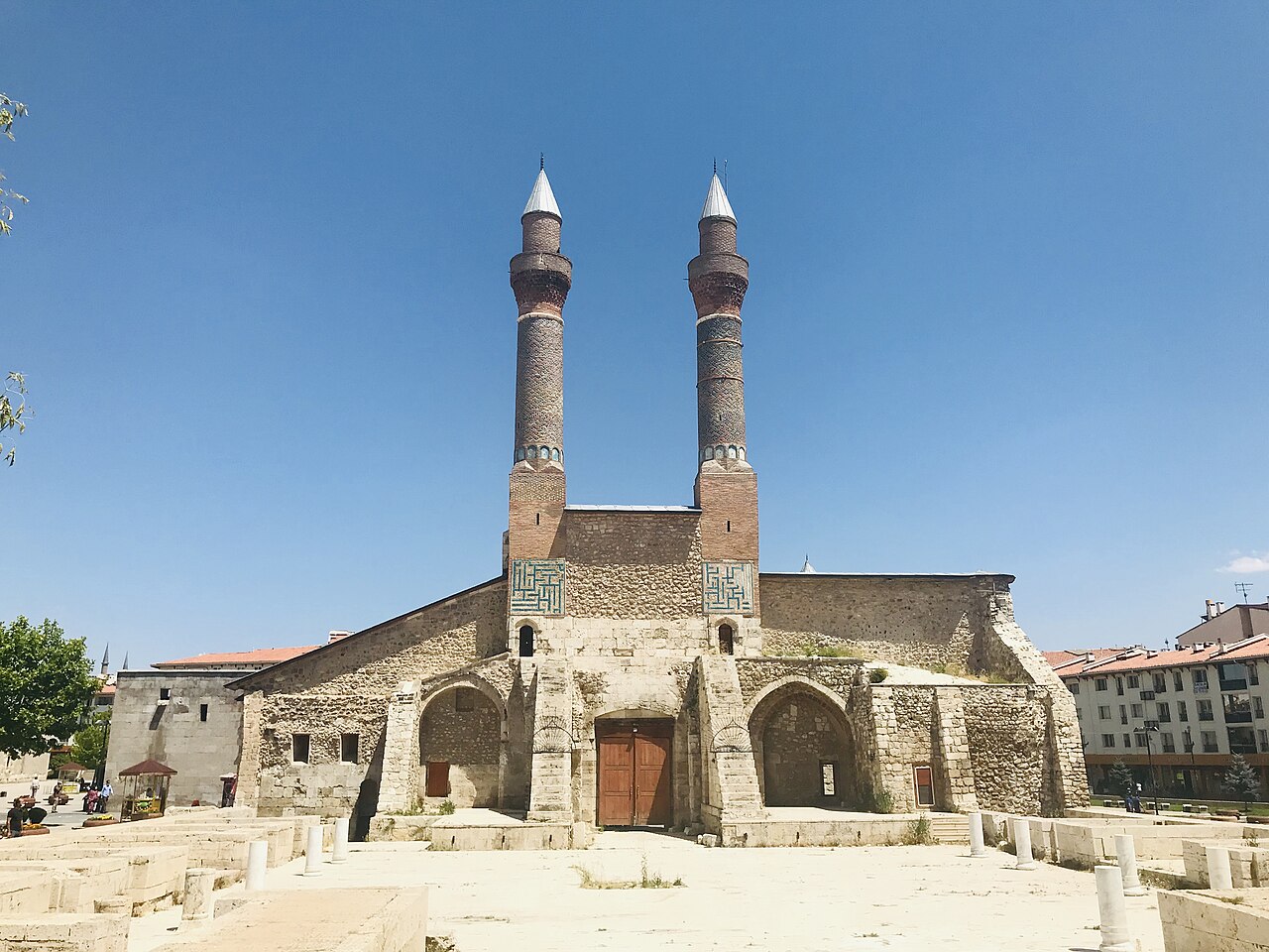 Çifte Minareli Medrese, Sivas