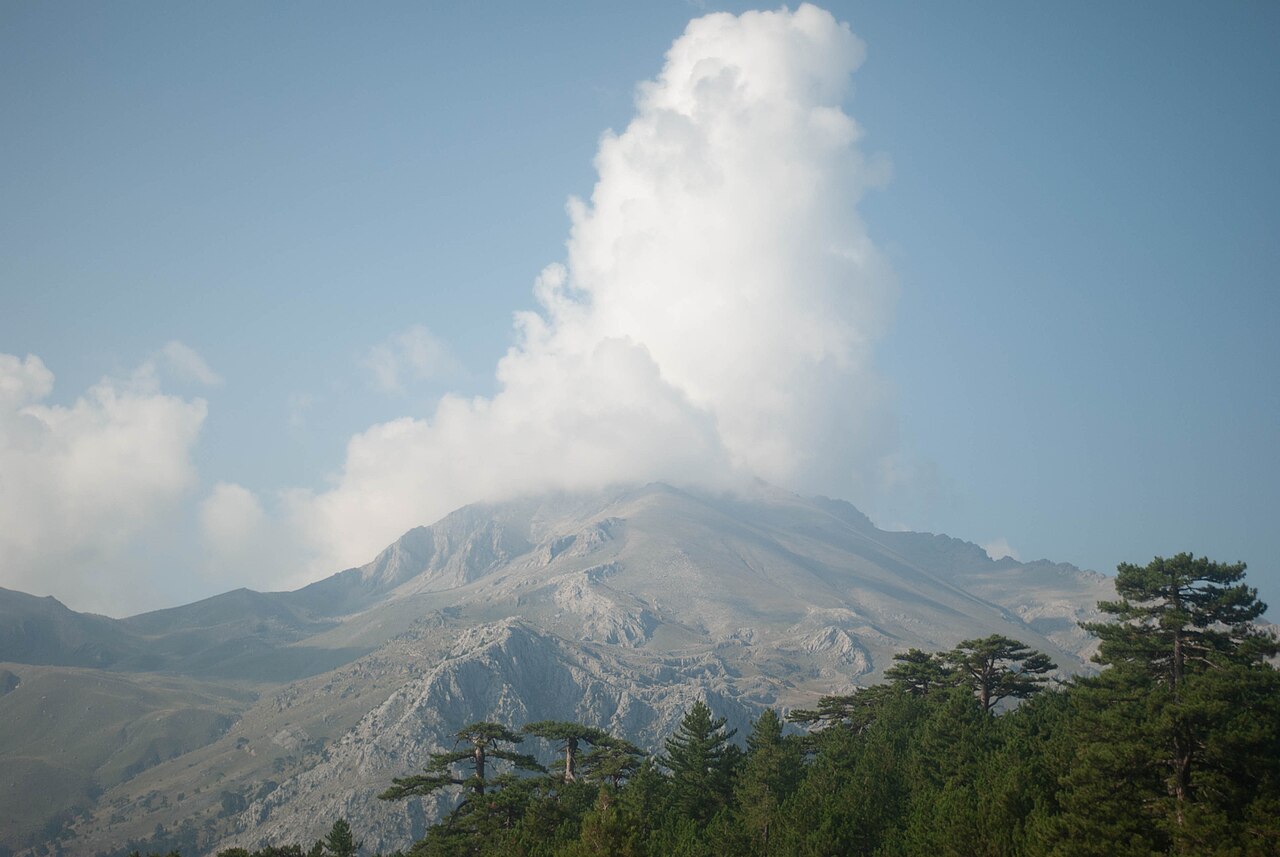 Dedegöl Dağı, Isparta