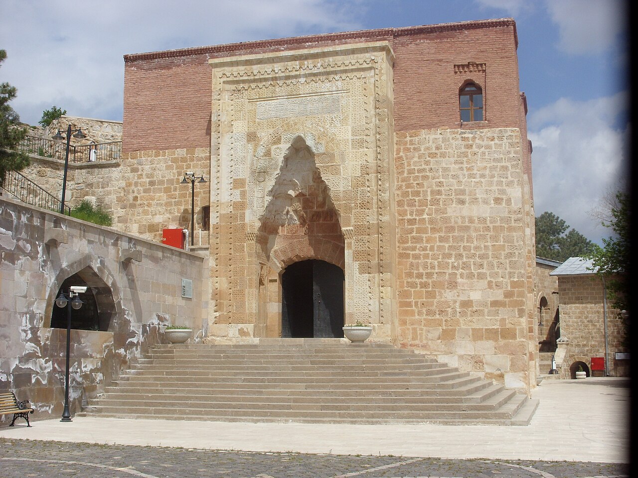 Eshab-ı Kehf Külliyesi, Kahramanmaraş
