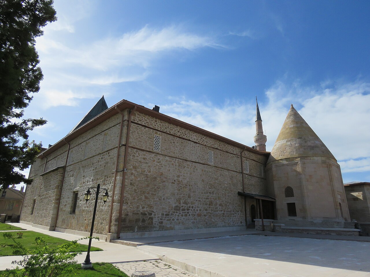 Eşrefoğlu Camii, Konya