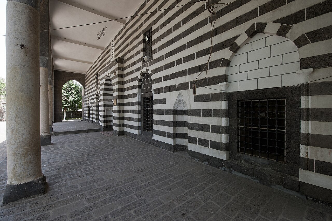 İskender Paşa Cami, Diyarbakir