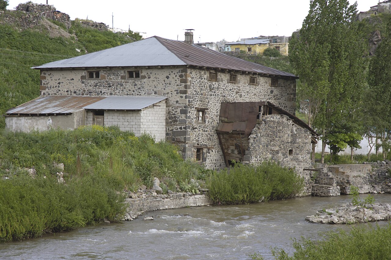 Kars Çayı, Kars