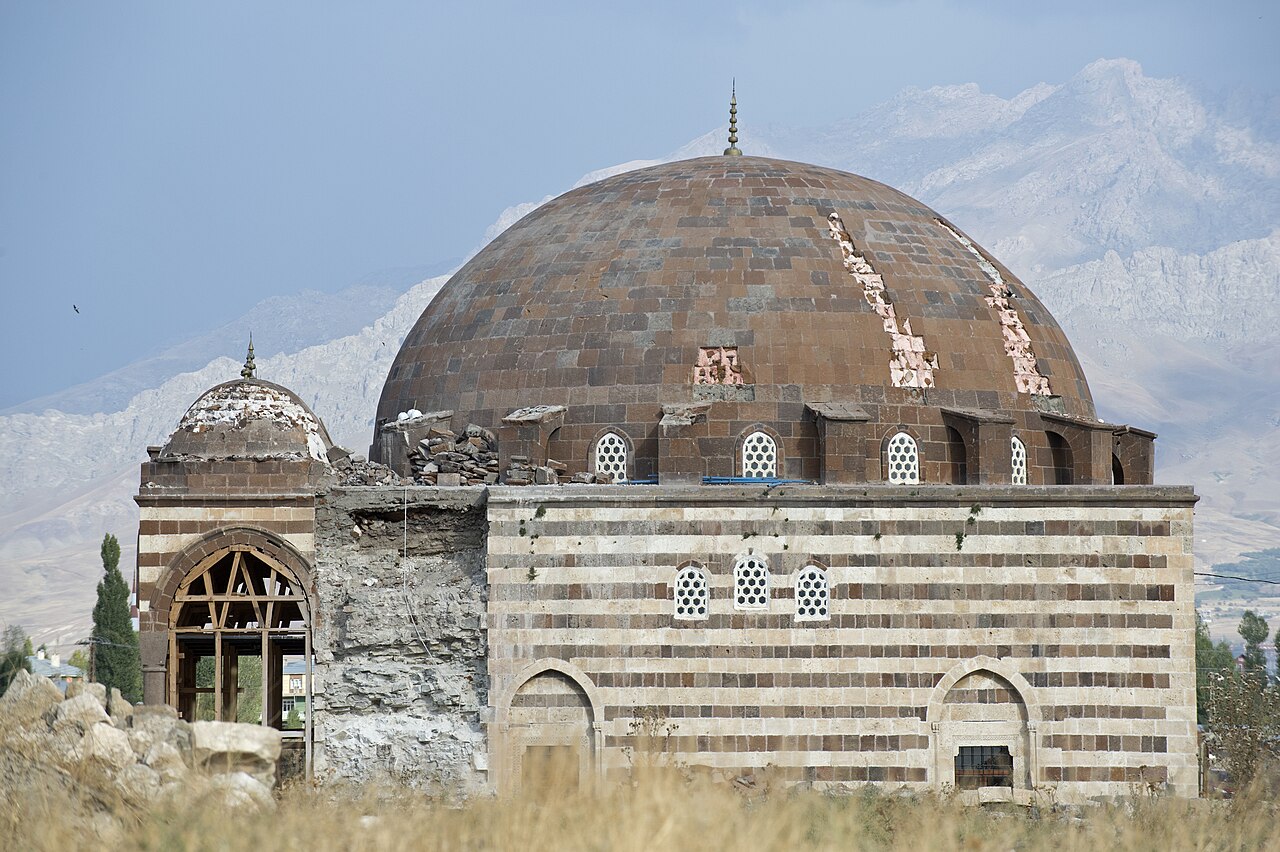 Kaya Çelebi Camii, Van