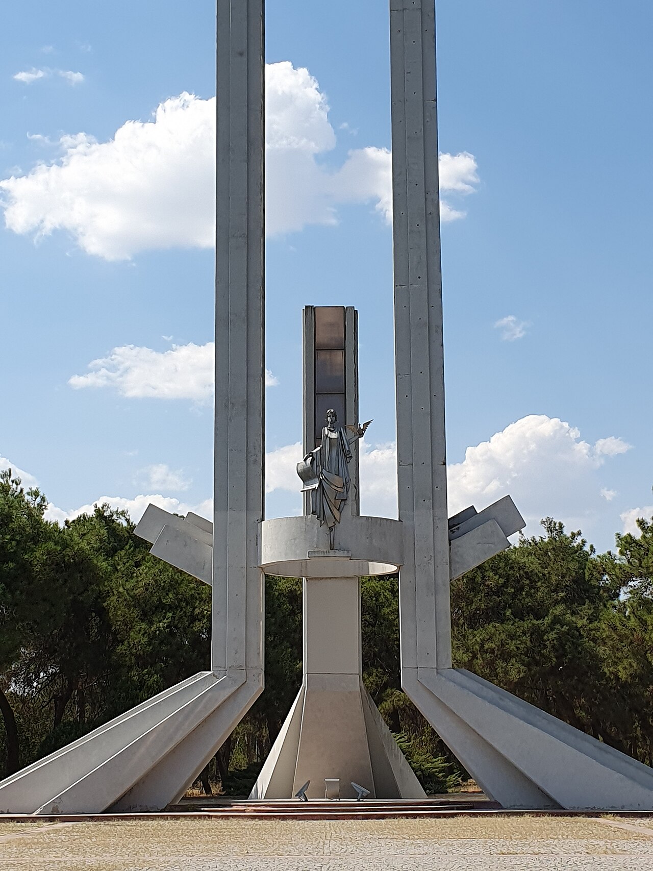 Lozan Anıtı ve Meydanı, Edirne