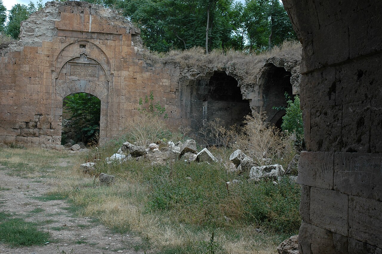 Mahperi Hatun Kervansarayı, Tokat