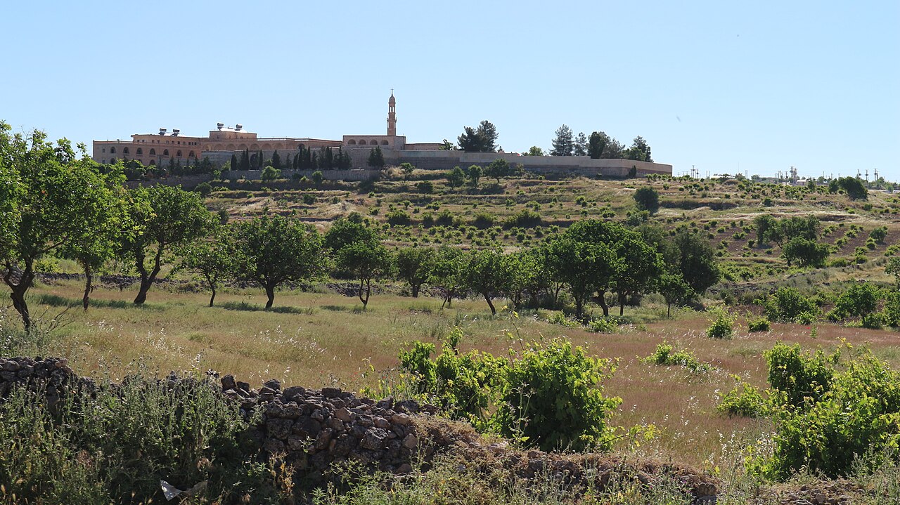 Mor Hobil-Mor Abrohom Manastırı, Mardin