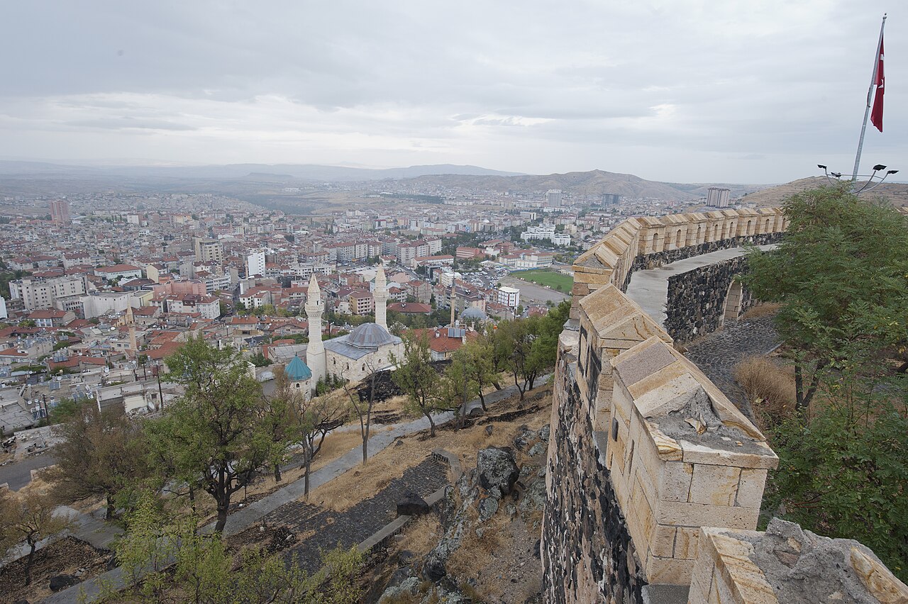Nevşehir Kalesi ve Kaya Şehir Alanı, Nevşehir