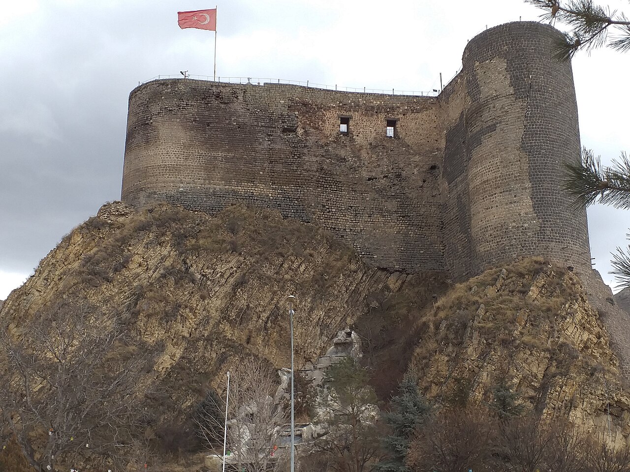 Oltu Kalesi, Erzurum