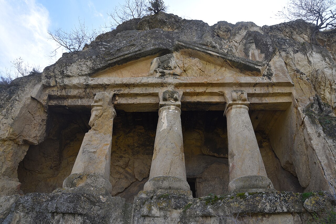 Salar Köyü Kaya Mezarlığı, Sinop