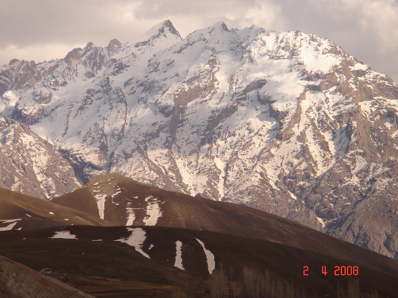Sümbül Dağı, Hakkari