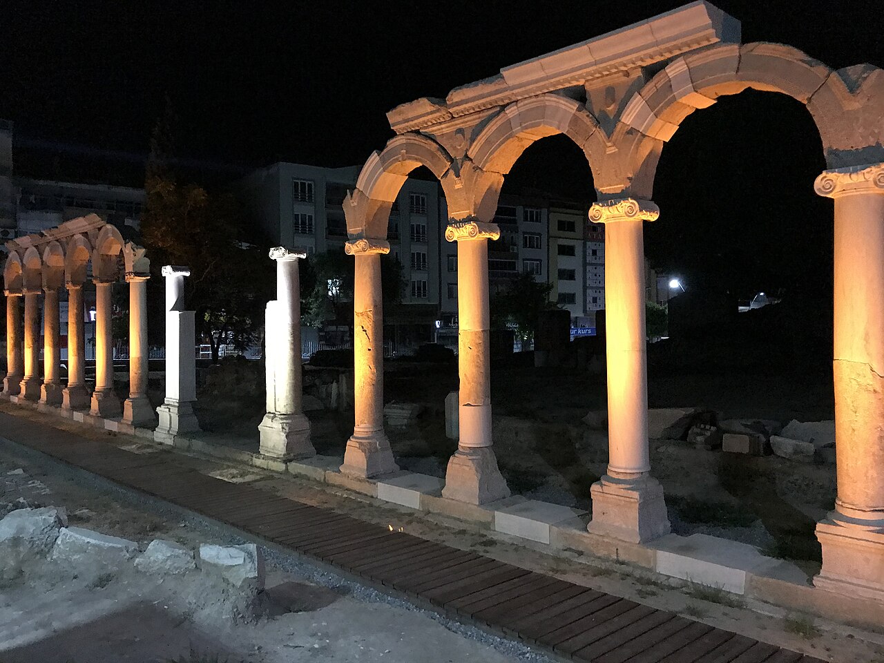 Thyateira Tepe Mezarları, Manisa