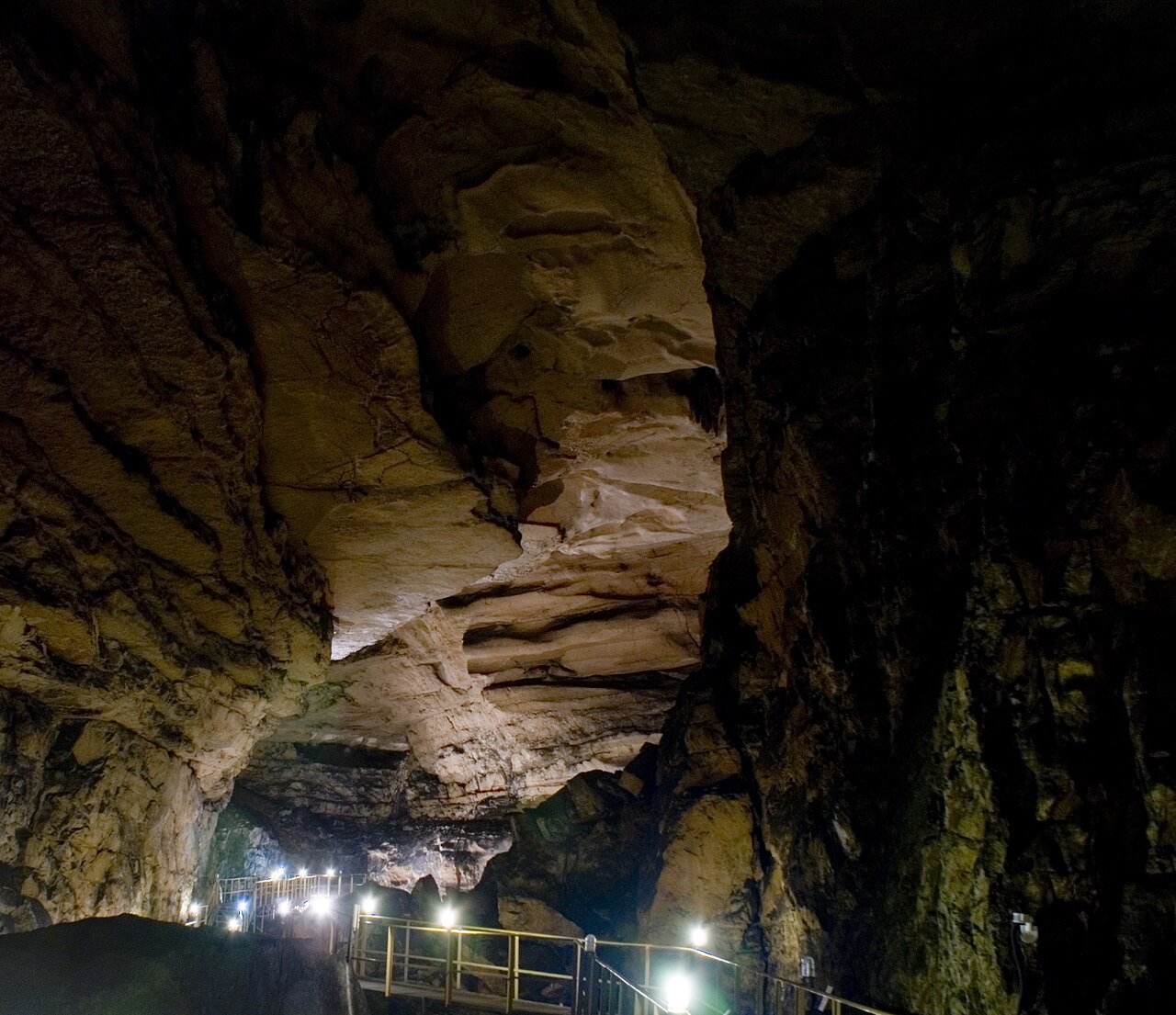 Tınaztepe Mağarası, Konya