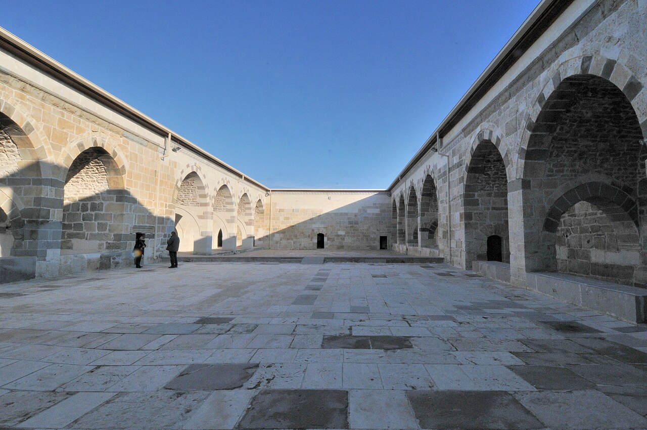 Zazadin Han, Konya