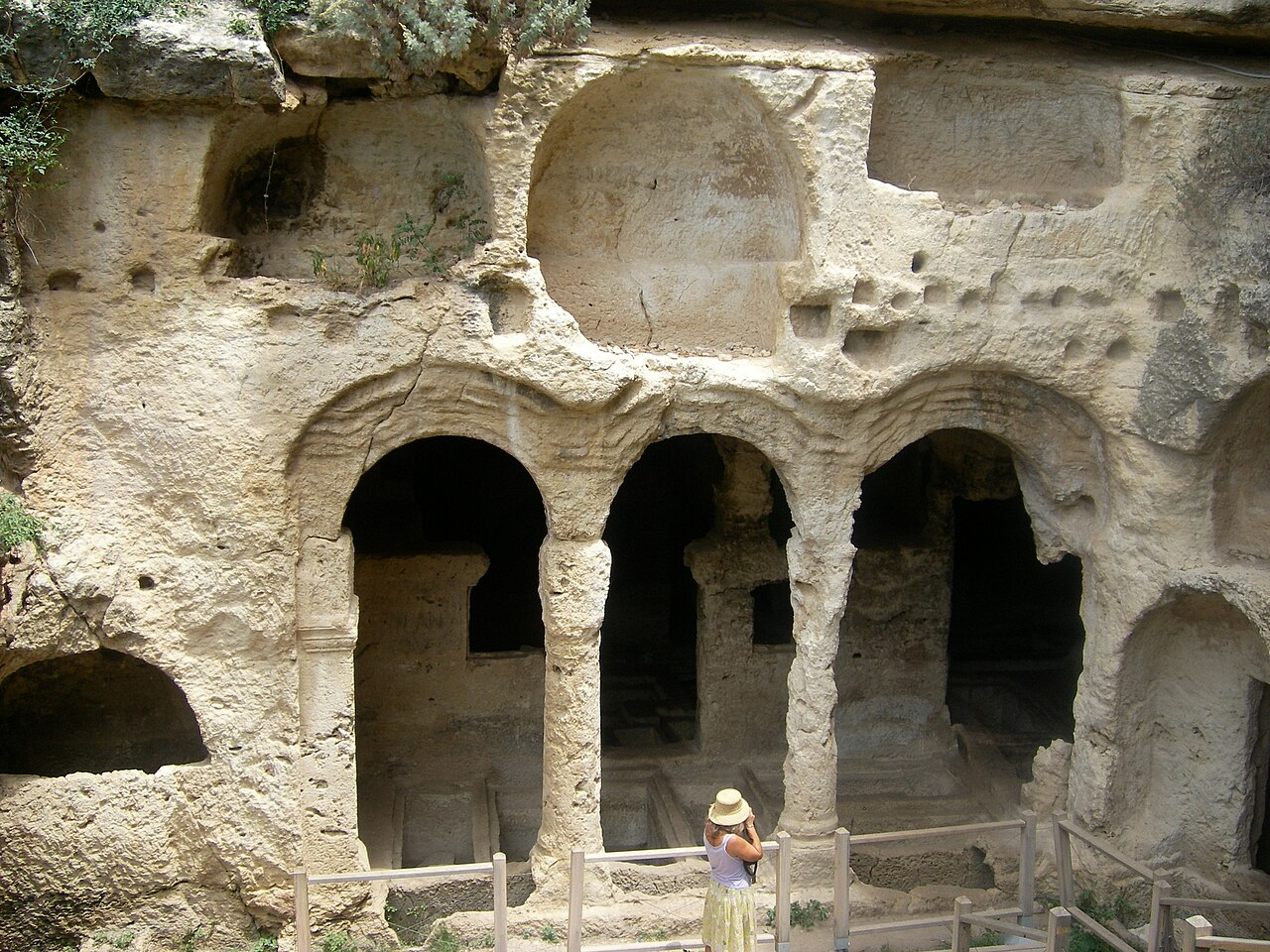 Beşikli Mağara, Hatay