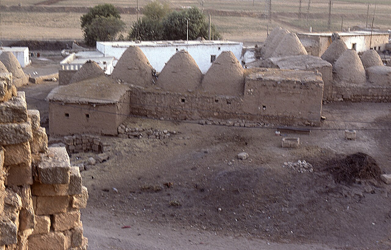 Harran Konik Kubbeli Evleri, Sanliurfa