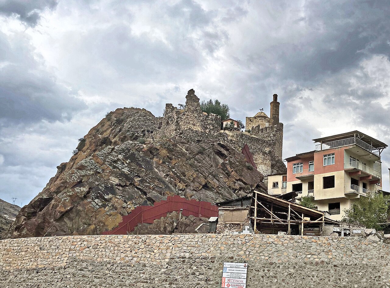 İspir Kalesi, Erzurum