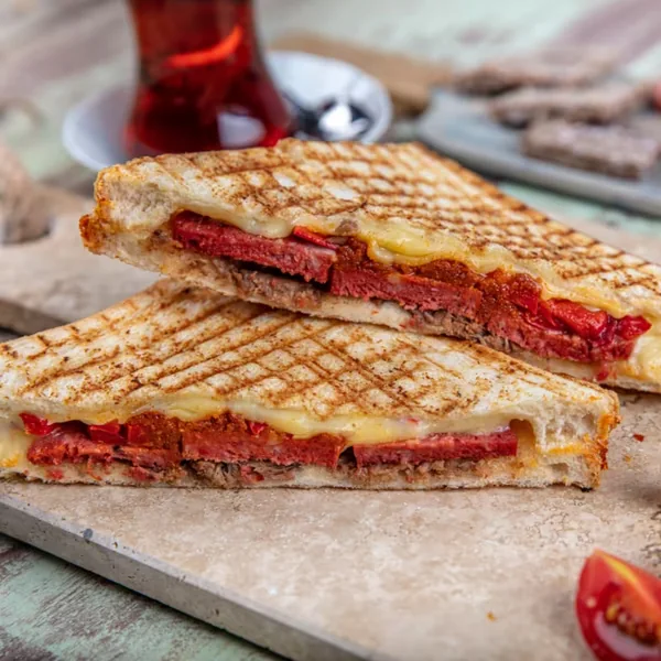 🌭Kaşarlı–Sucuklu Tost