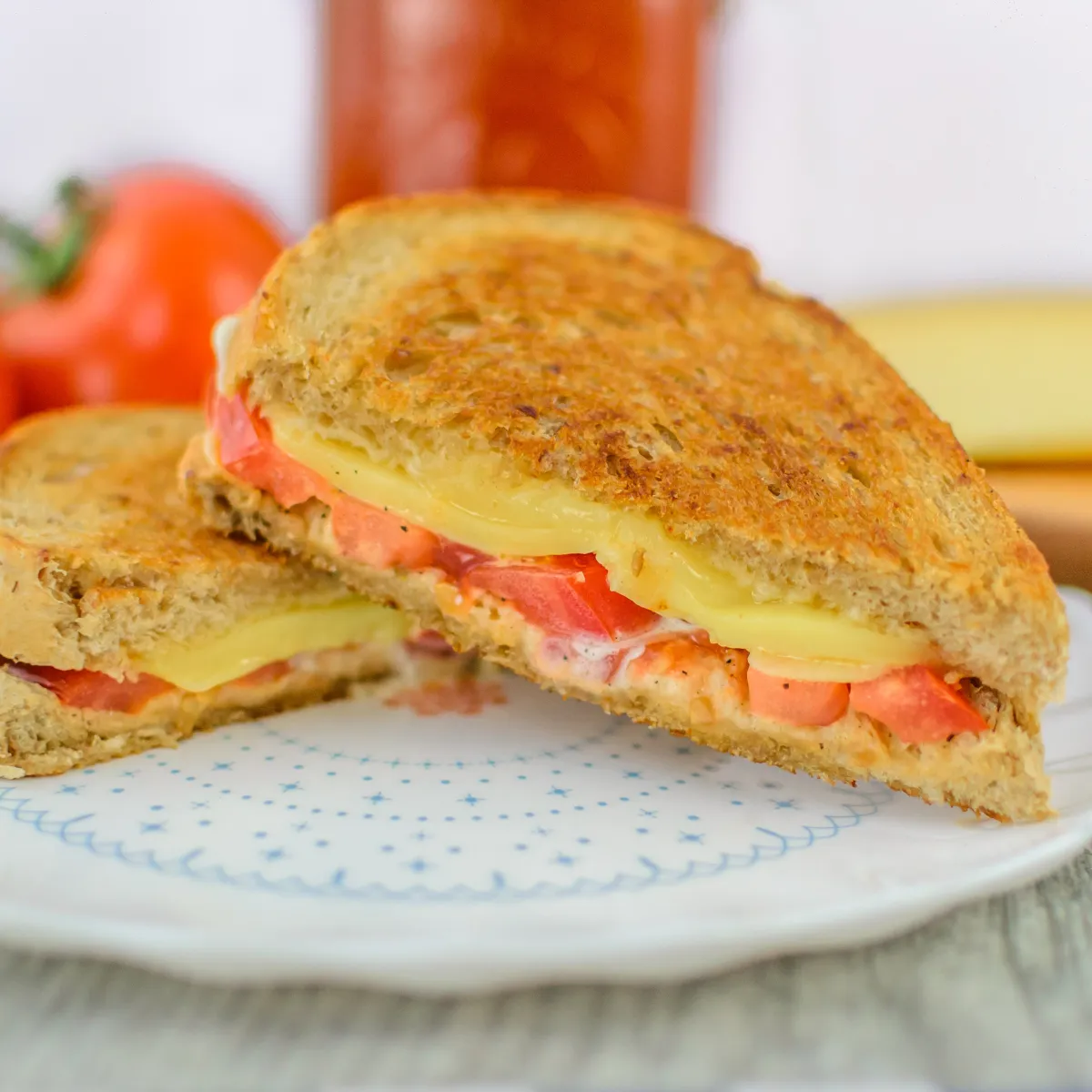 🧀🍅 Peynirli Domatesli Sandviç