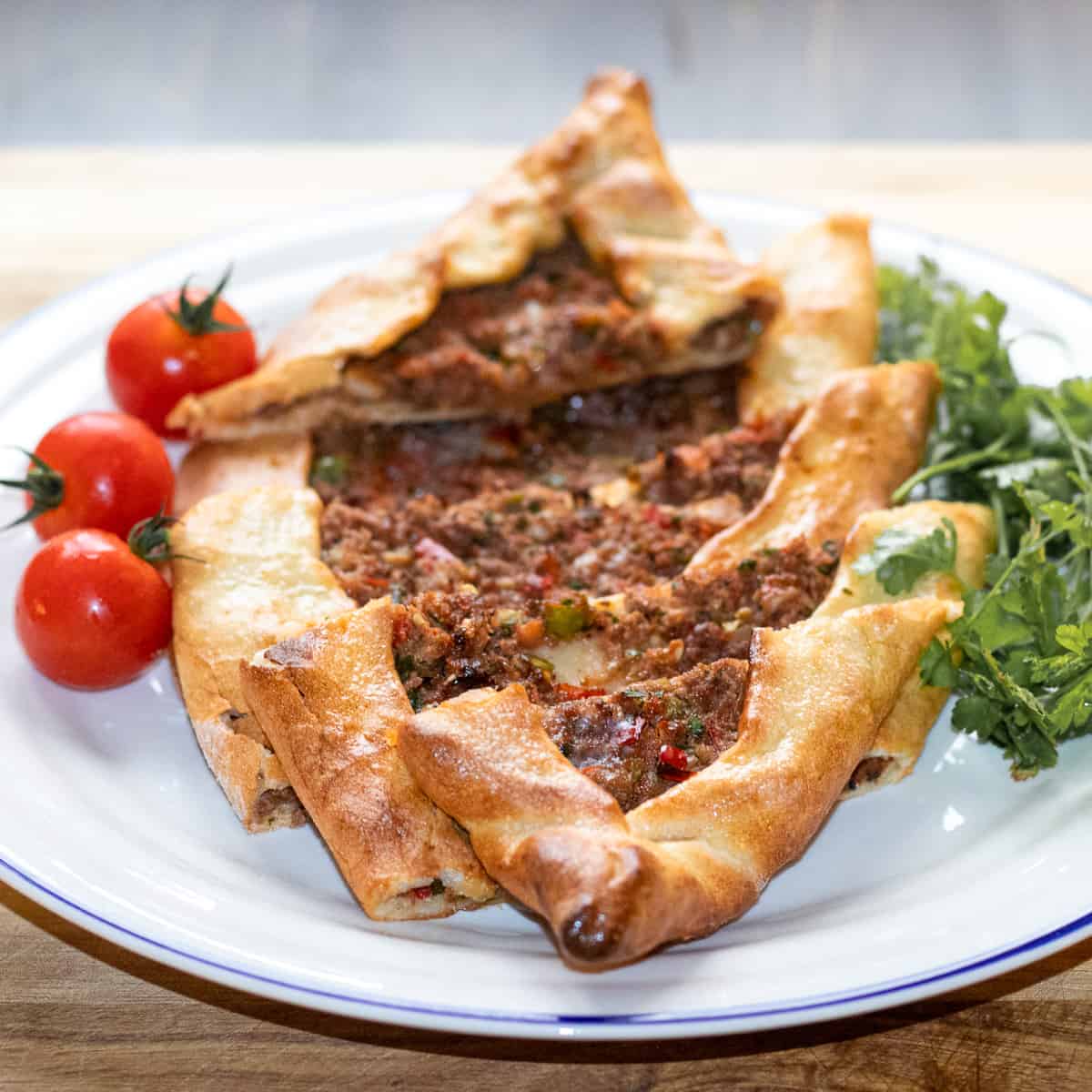 Sosisli / Kıymalı Pide